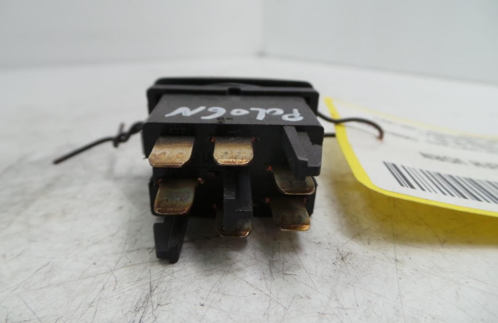 VW Polo (6n/6kv Ab 95), *; Schalter Efh Vorn / *; Baujahr: 1994; 191959855; 191959855